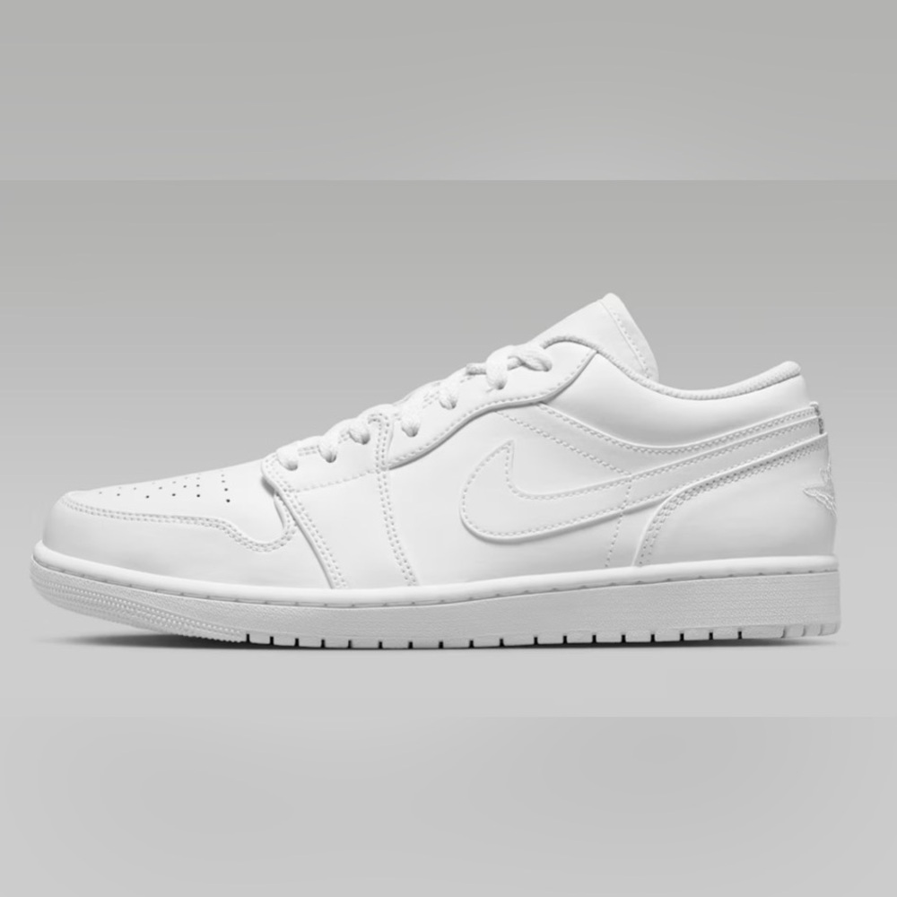 Jordan Low-Top Leather Sneakers in White